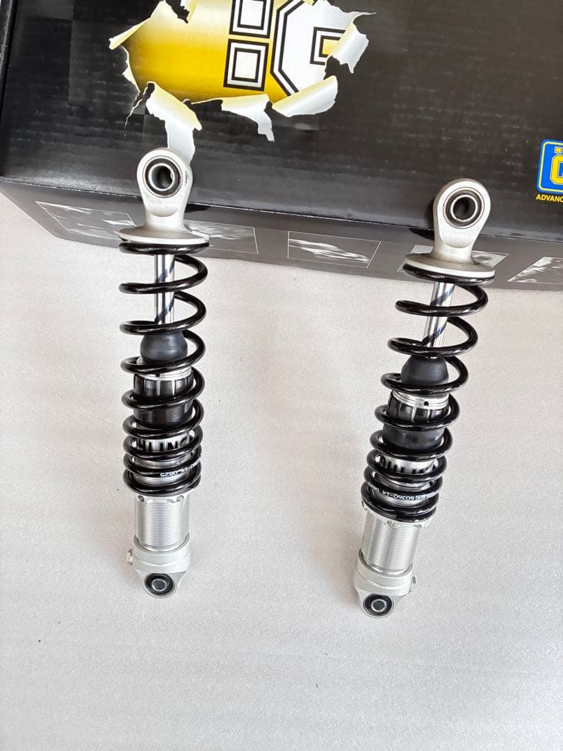 カワサキメグロk3オーリンズショックアブソーバー