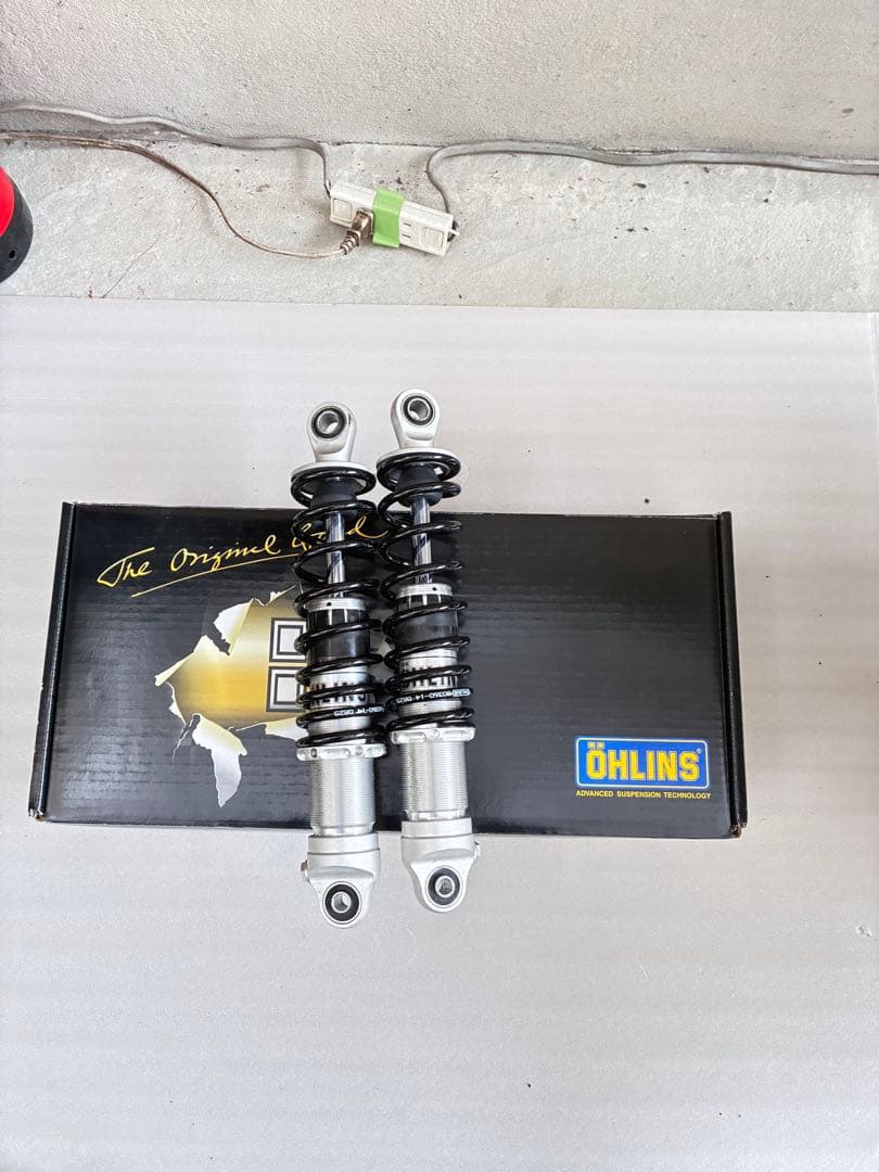 カワサキメグロk3オーリンズショックアブソーバー