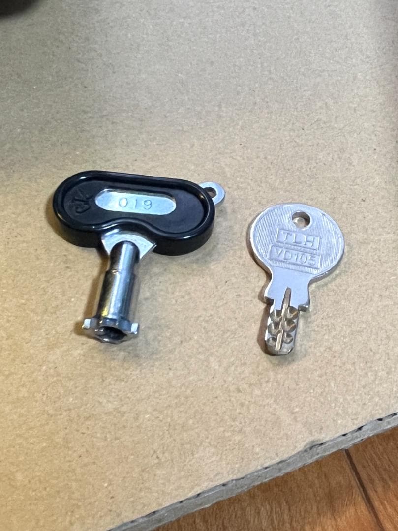 【5号機】アイムジャグラーEX【カウンター/鍵/ドル箱/メダル付き】