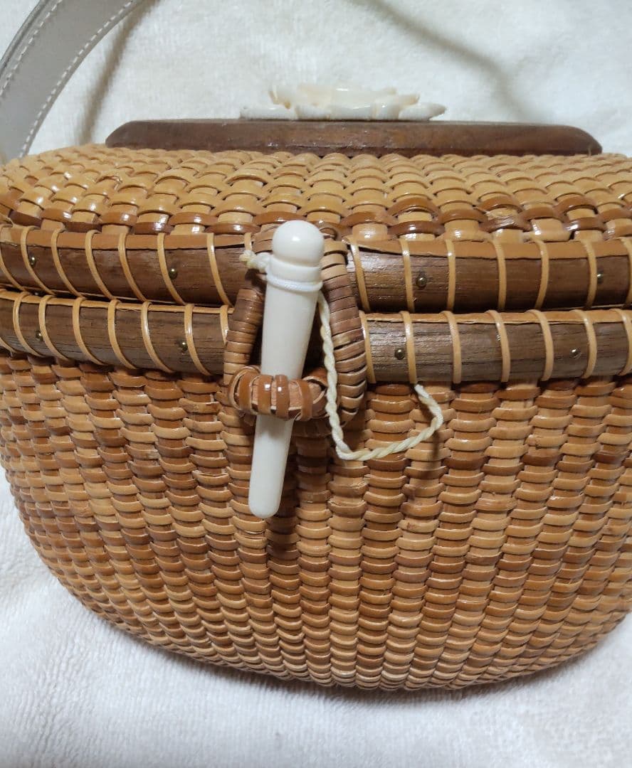 ナンタケットバスケット　ラタン製オーバル型かごバッグ　ビンテージ