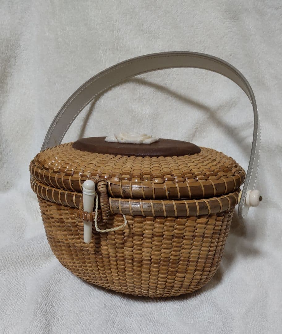 ナンタケットバスケット　ラタン製オーバル型かごバッグ　ビンテージ
