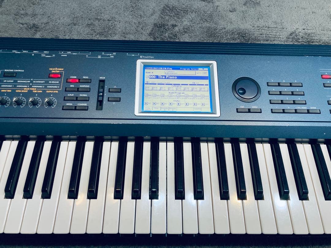 KORG TRITON EXTREME 61鍵