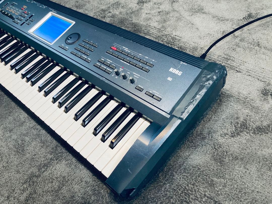 KORG TRITON EXTREME 61鍵