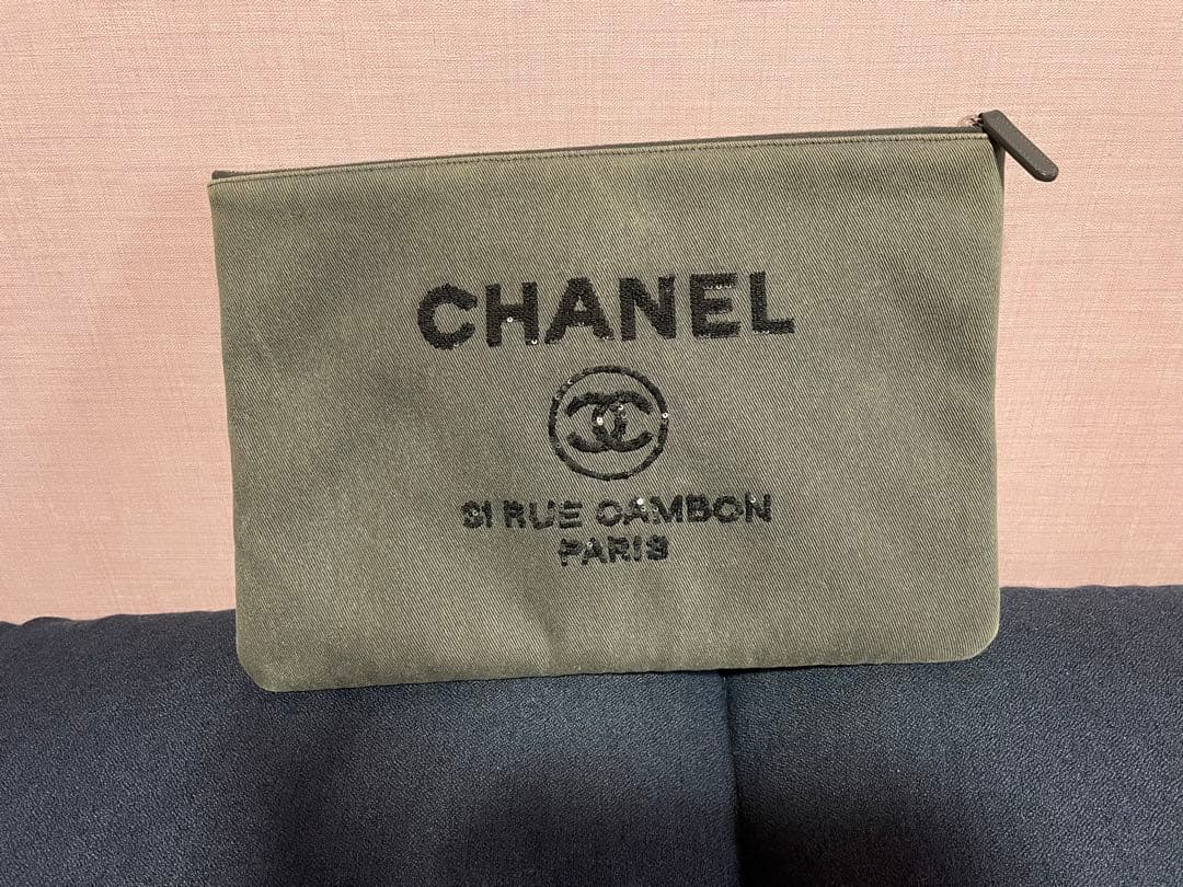 シャネルCHANELクラッチバッグ　ドーヴィル　デニム