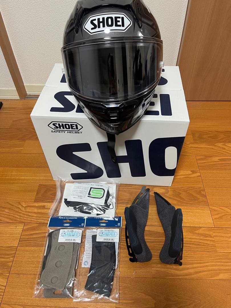 SHOEI x-fifteen エスカレート　Mサイズ