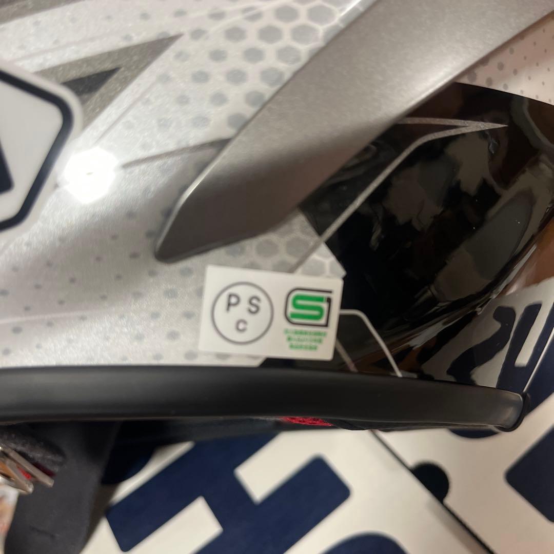 SHOEI x-fifteen エスカレート　Mサイズ