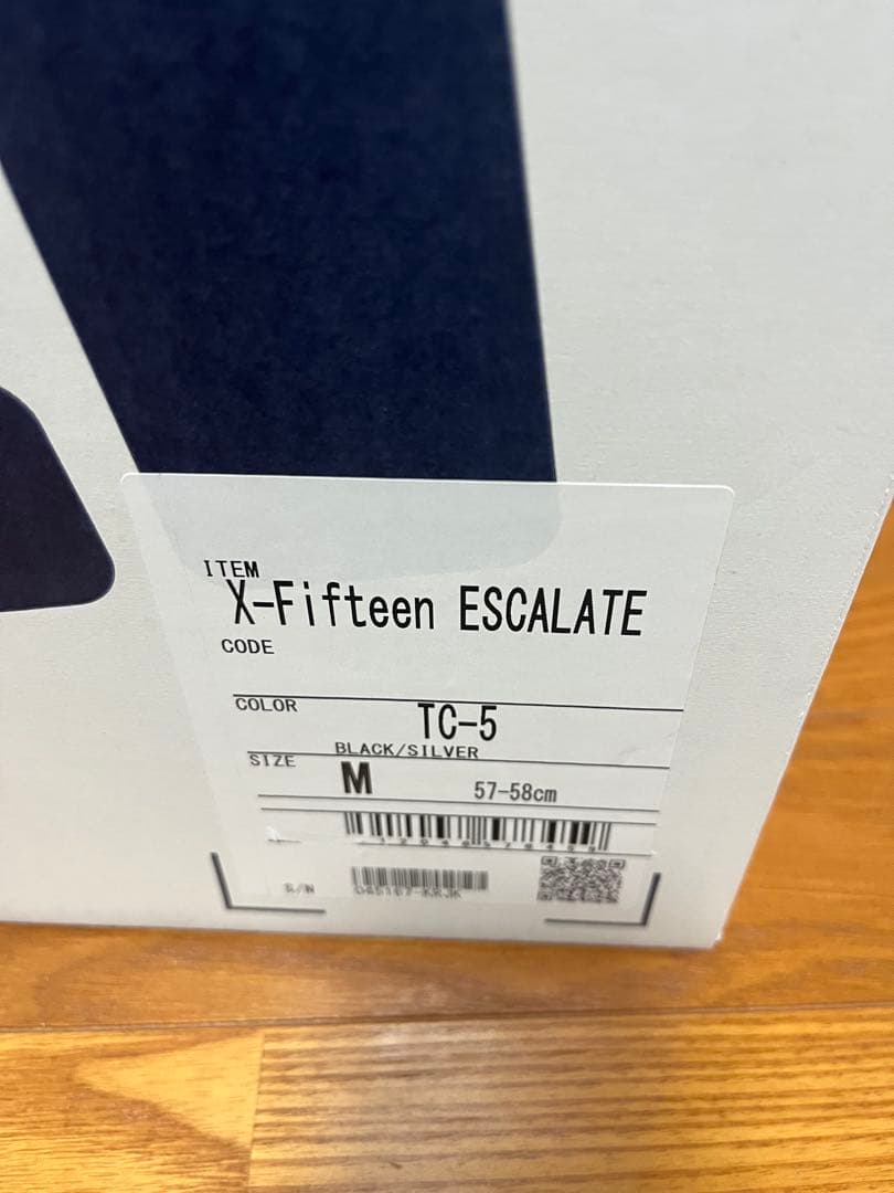 SHOEI x-fifteen エスカレート　Mサイズ