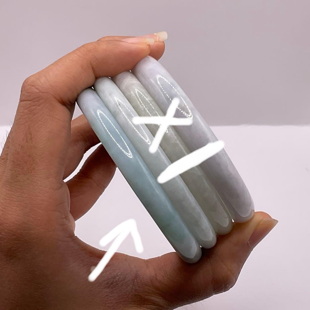 ミャンマー産 天然本翡翠 A貨 翡翠バングル 59.7 mm ミントグリーン色