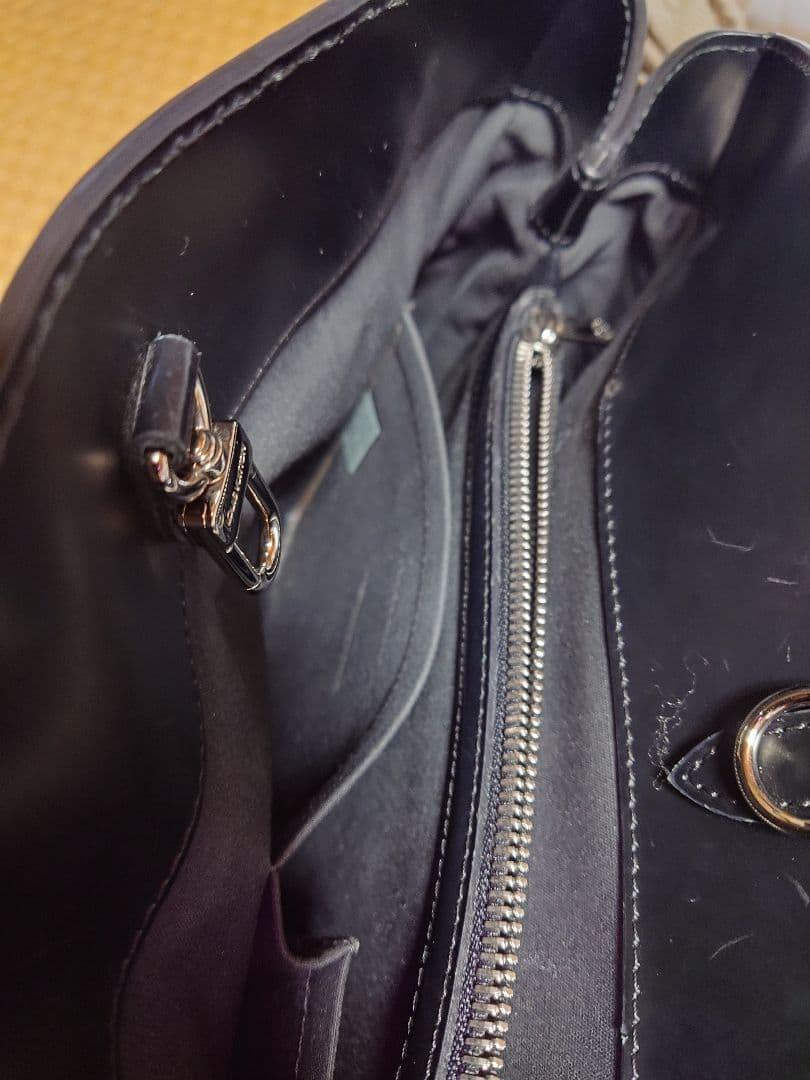 ルイヴィトン エピ パッシィ GM ハンドバッグ ブラック