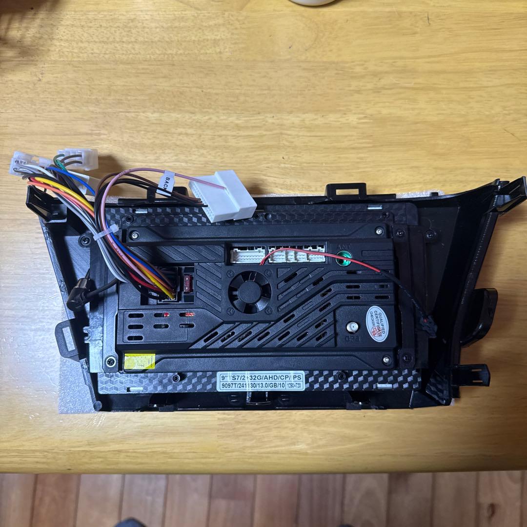 2DR-JAPプリウスα 2012-2021 黒色 9インチ