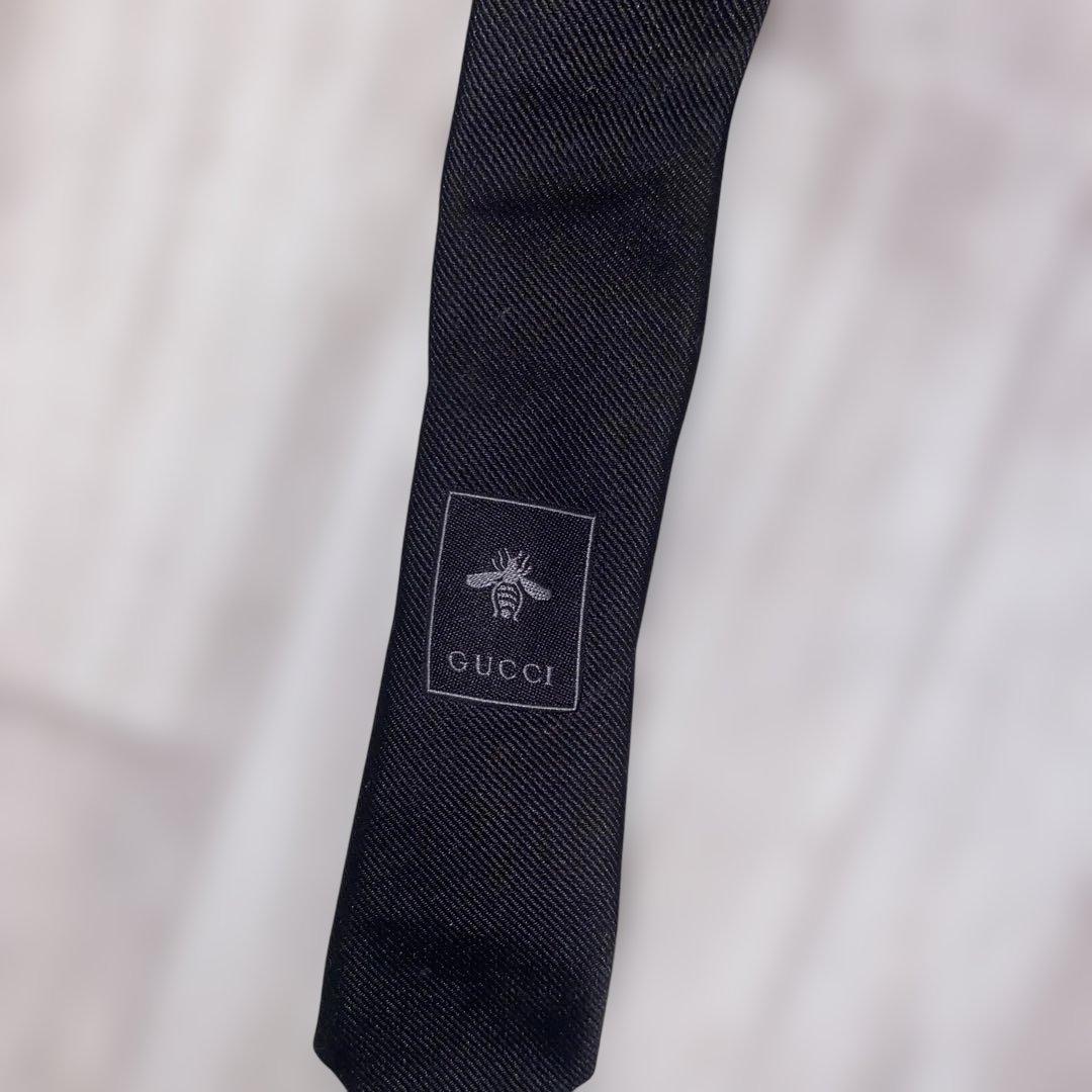 GUCCI トラ刺繍 黒ネクタイ