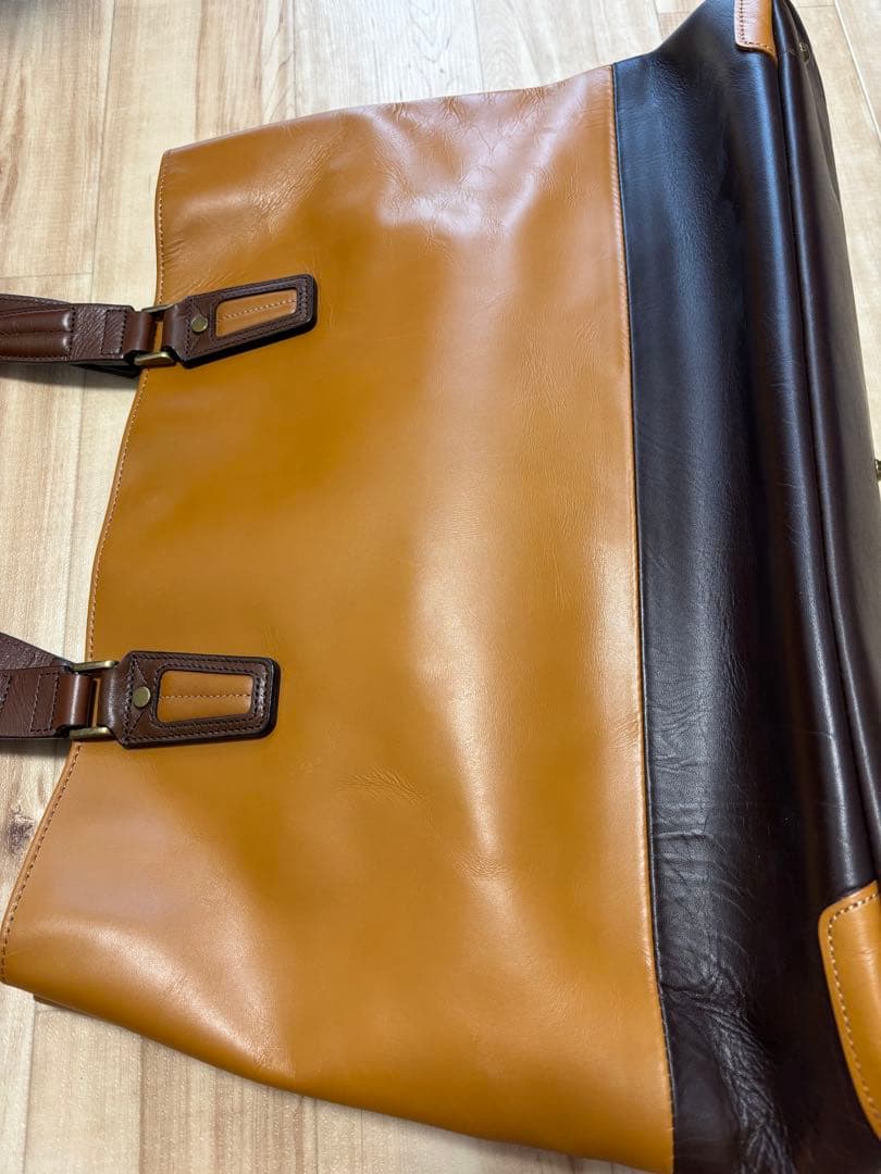 年末年始特別値下　Masterpiece GLOSS トートバッグ　キャメル