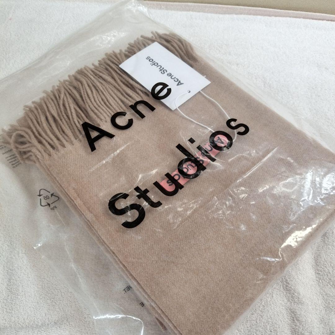 カーキ　男女兼用　Acne Studios 　マフラー フリンジスカーフ