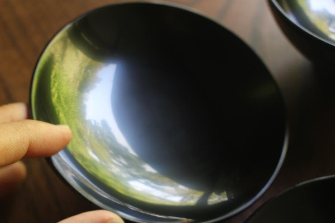 デッドストック！端正な黒漆に極上松葉沈金の映えるお椀2点（検輪島塗蒔絵椀雑煮椀