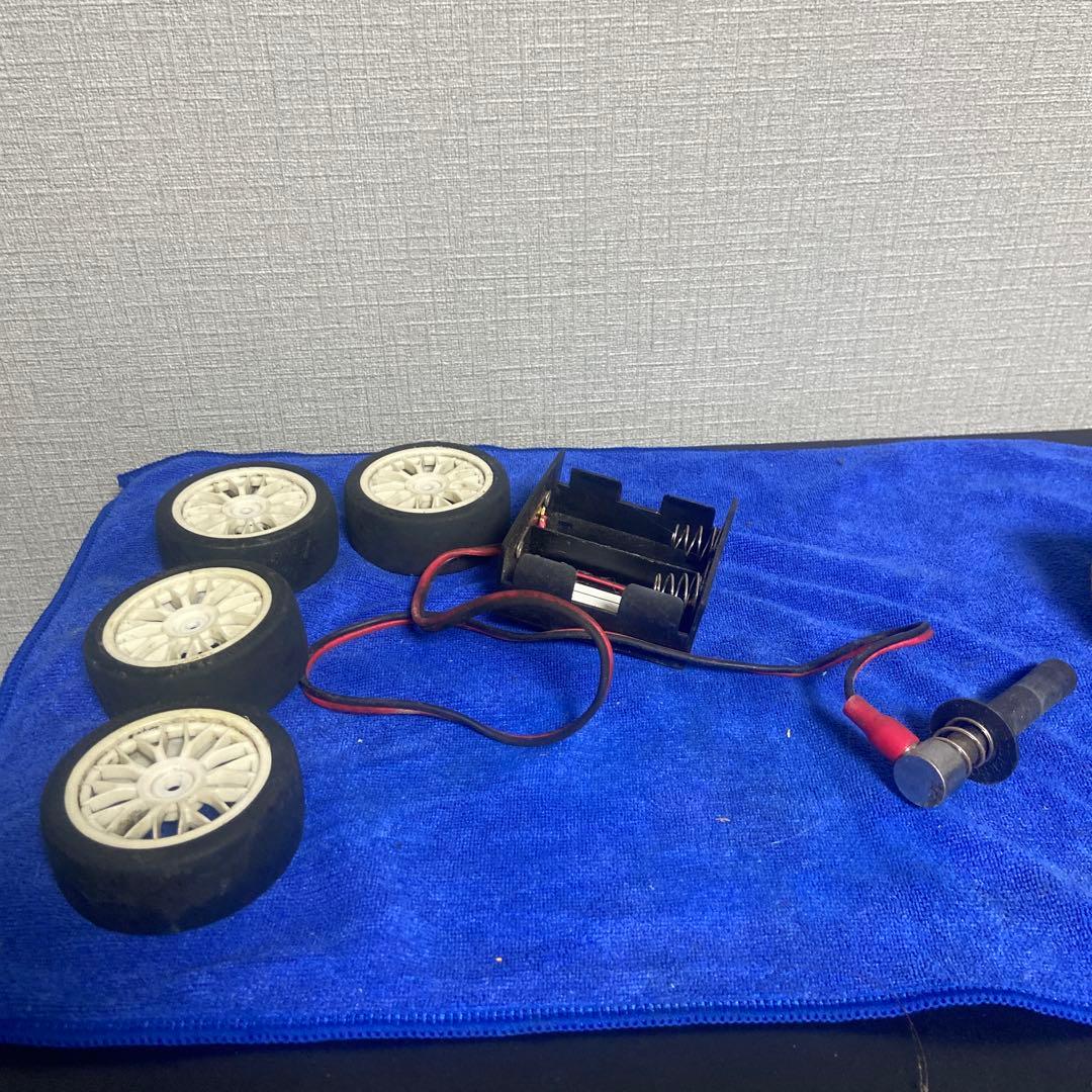 ＫＹＯＳＨＯ製ラジコンカー 2台セット