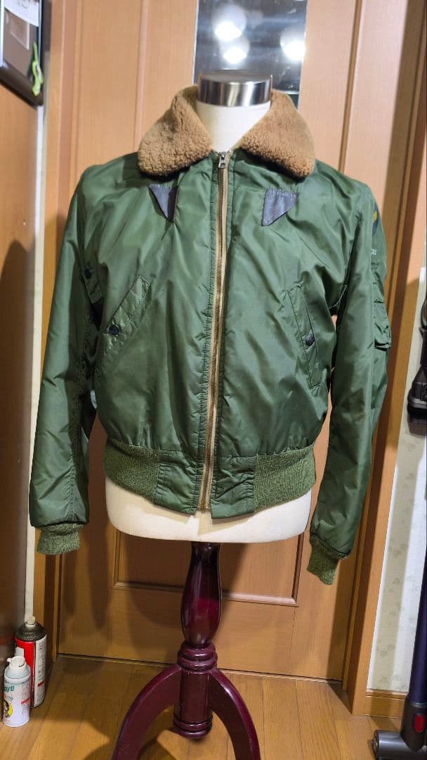 Made in usa アルファB-15 38くらい