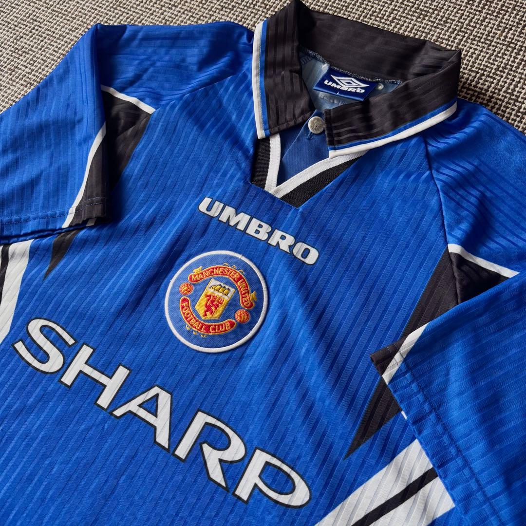 【当時物／UMBRO正規品】マンチェスターユナイテッド ９６／９７（3rd）