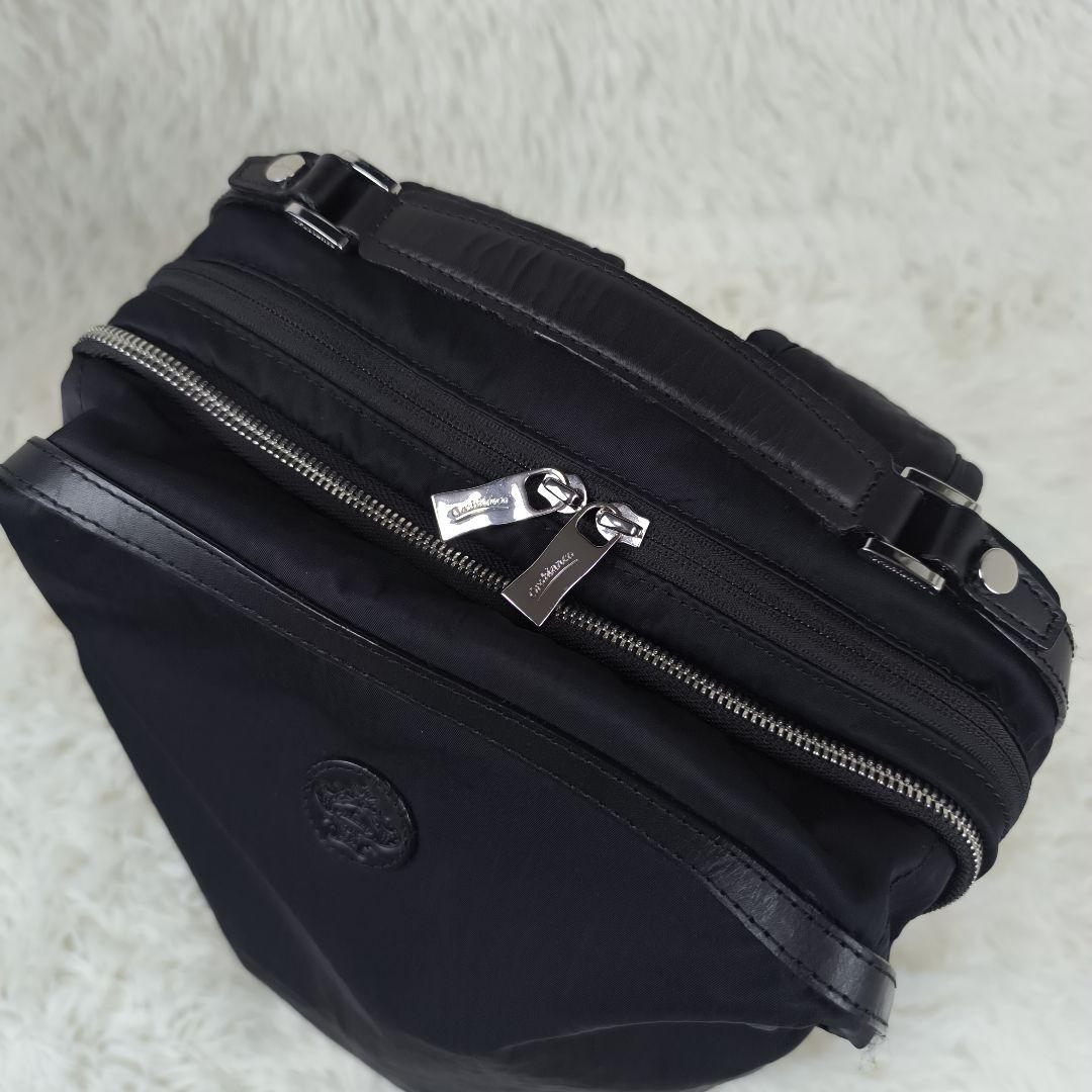 極美品✨ オロビアンコ センプレライト バックパック ナイロン 2層 B4可 黒