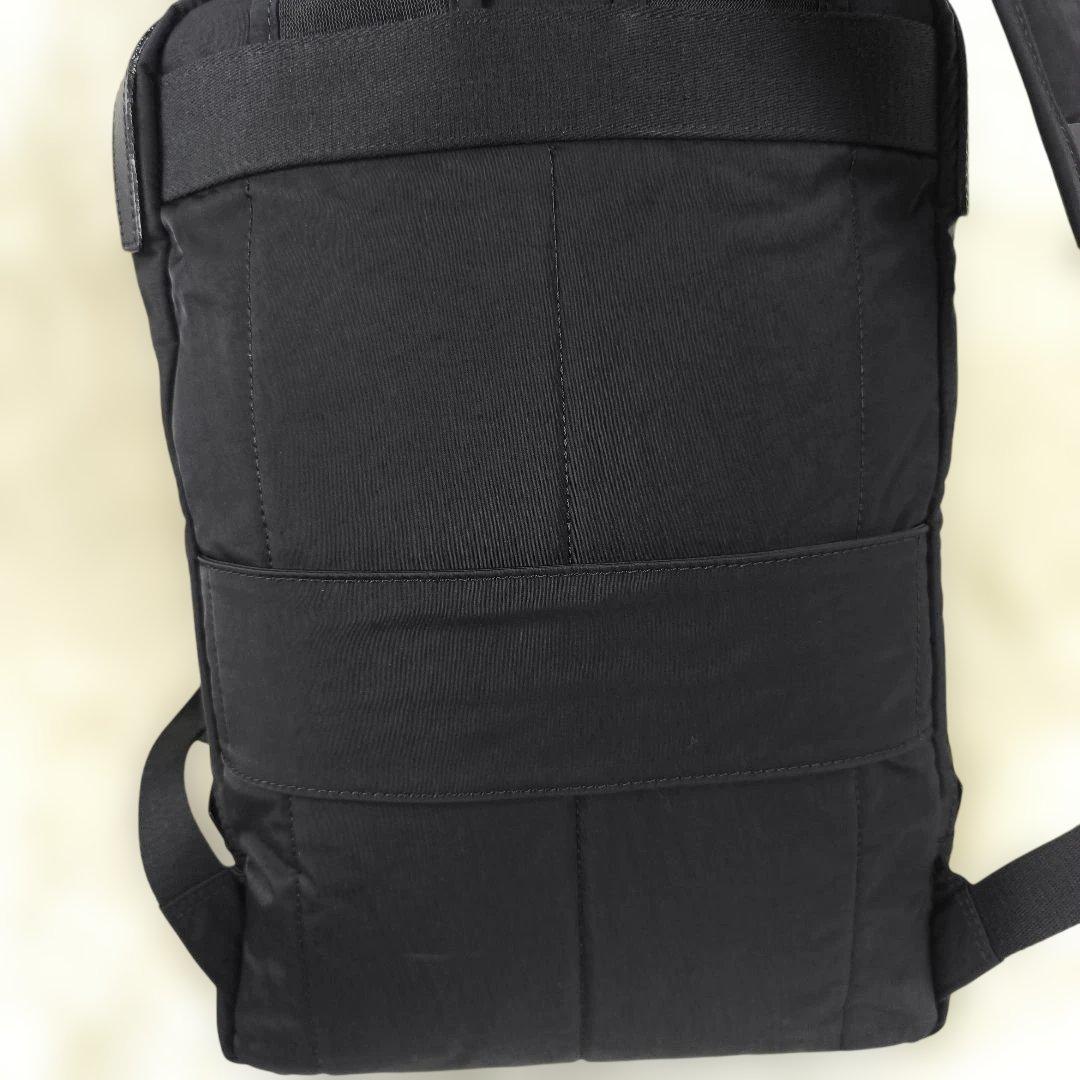 極美品✨ オロビアンコ センプレライト バックパック ナイロン 2層 B4可 黒