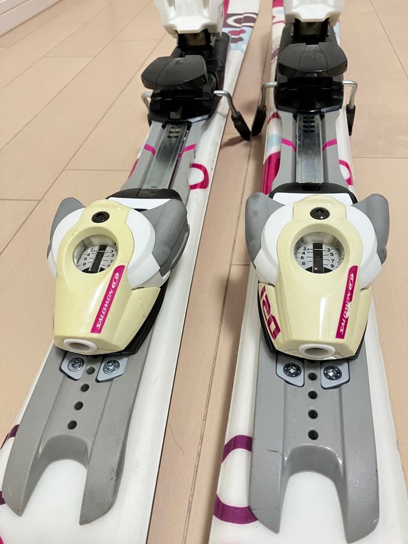 y*a様 SALOMON サロモン 120cm ショートスキー ミッドスキー A