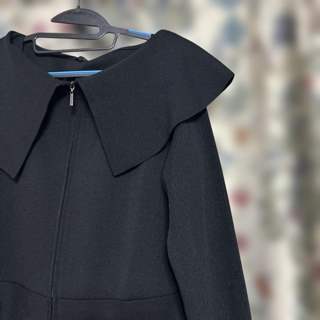 TO BE CHIC 黒の大きな襟付きロングコート 大きいサイズ46