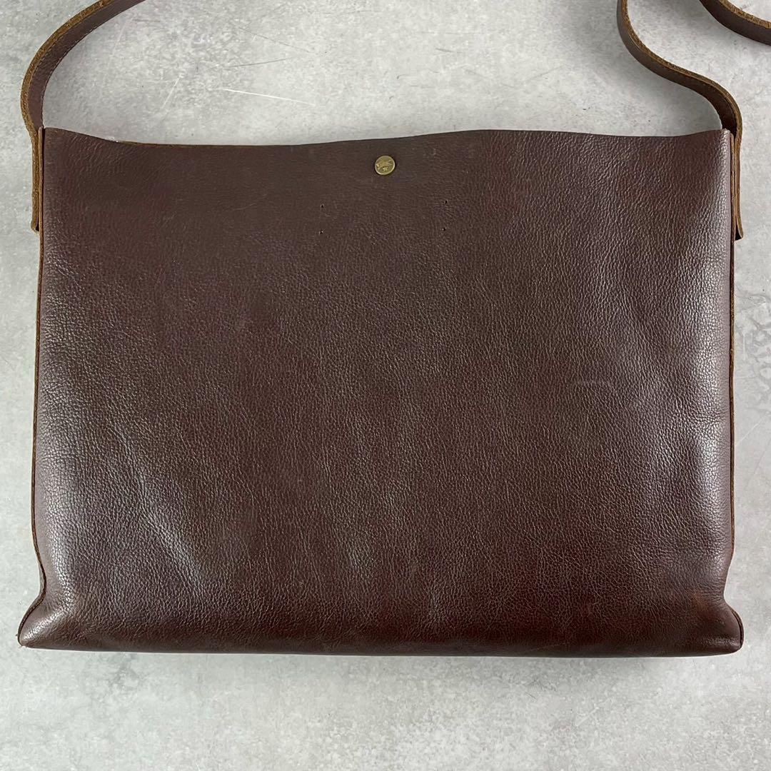 ✨美品✨イルビゾンテ　ショルダーバッグ　クロスボディ　デカロゴ　大容量　濃茶