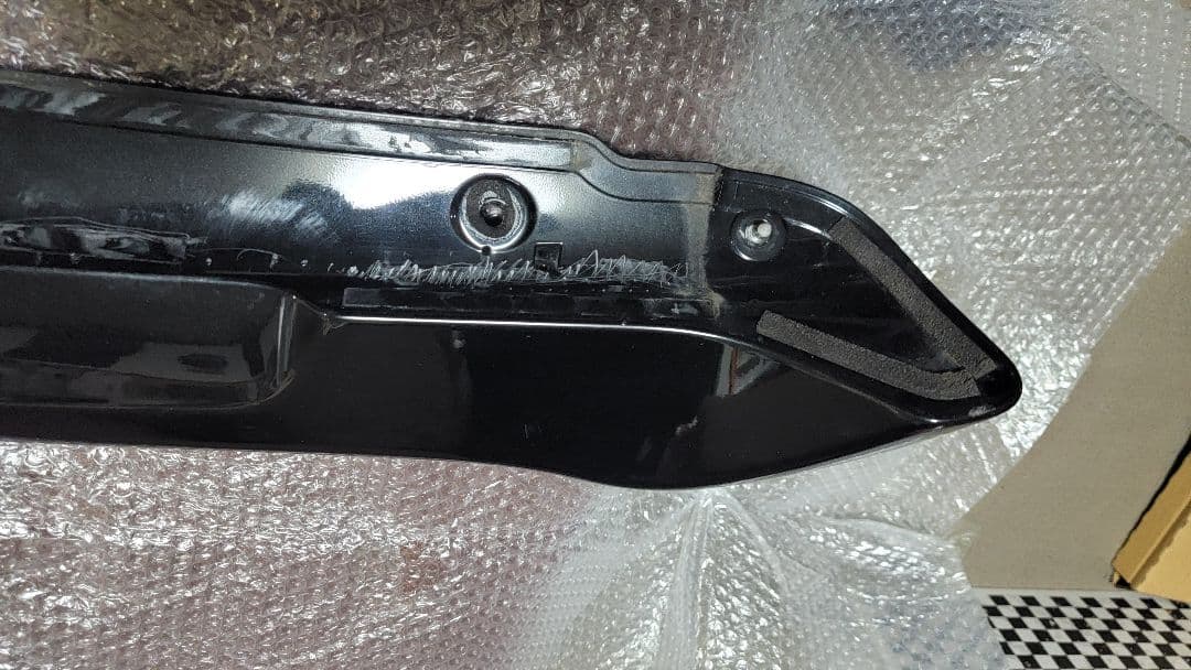 200 ハイエース　純正リヤスポイラー　209