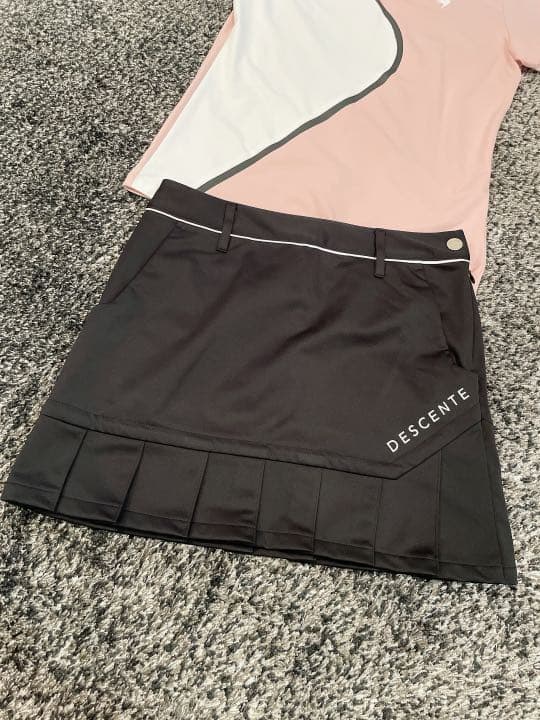 【新品】DESCENTE＊デサント＊プリーツ＊スカート＊ゴルフウェア＊ゴルフ女子