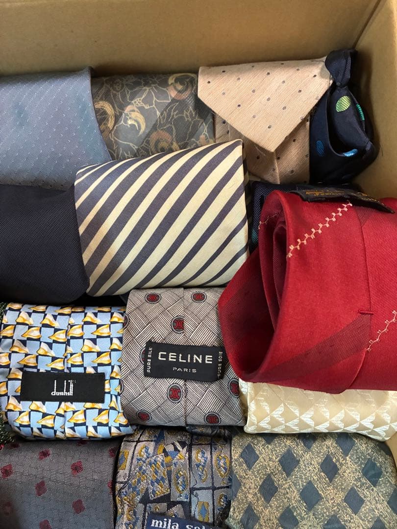 32本セット ネクタイ 多様なデザイン　ブランドネクタイ含む