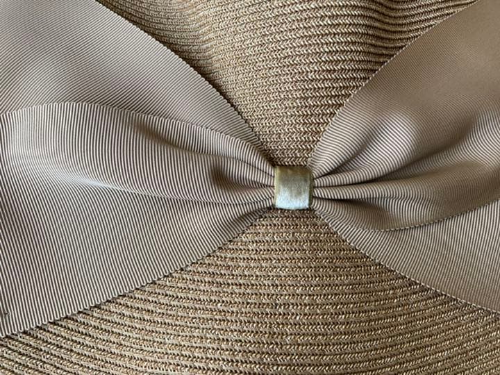 アシーナニューヨーク　リサコリボンハット　ベージュ