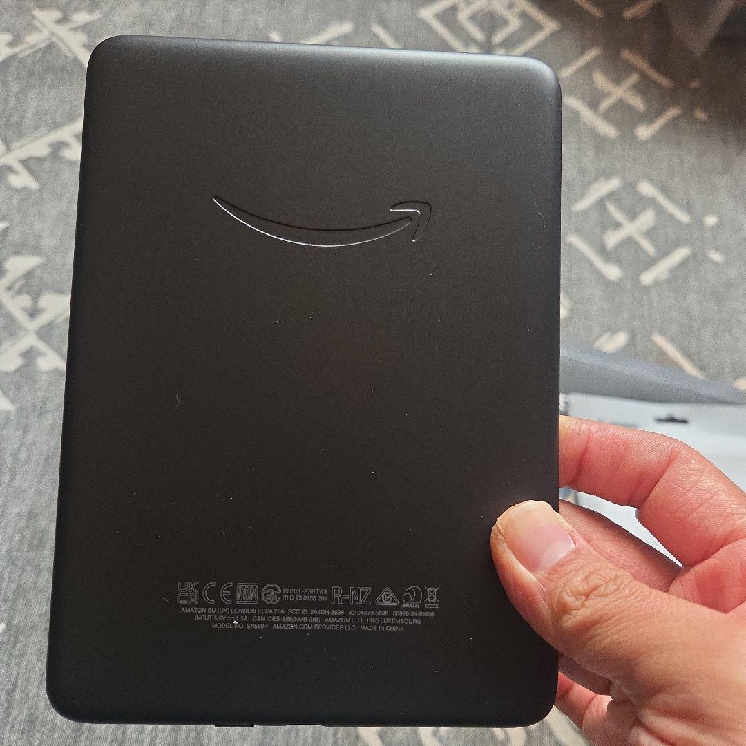 12世代32GB Kindle Paperwhite シグニチャーエディション