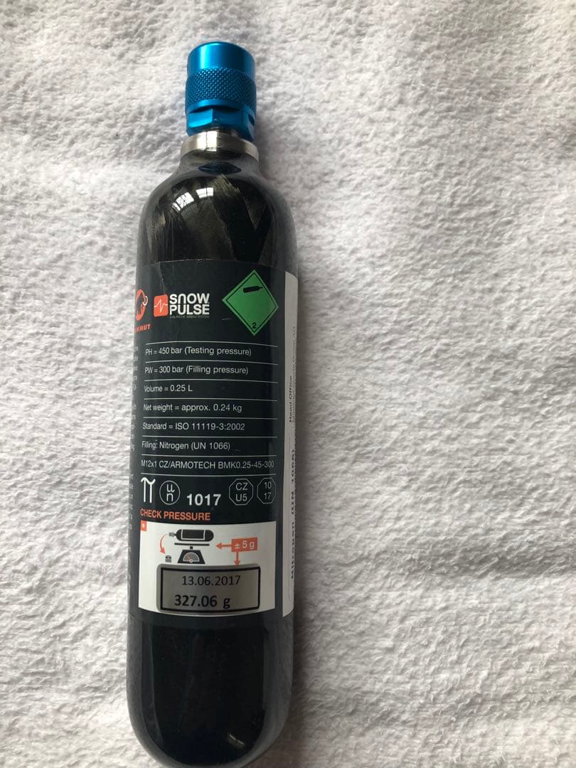 あ*離様 MAMMUT バックカントリー用エアバッグ　バックパック15L