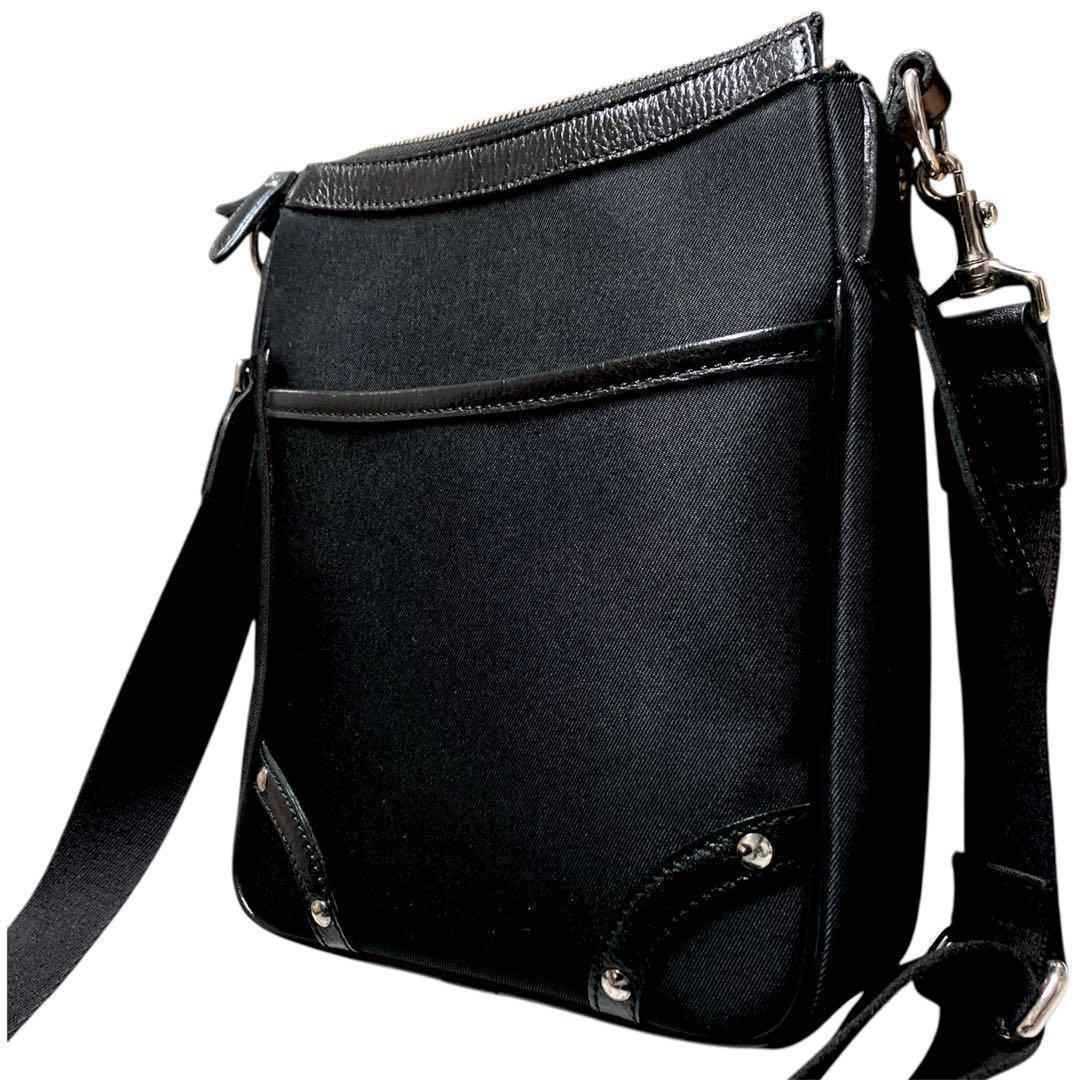 【美品】Burberryバーバリー ショルダーバッグ ノバチェック　キャンバス