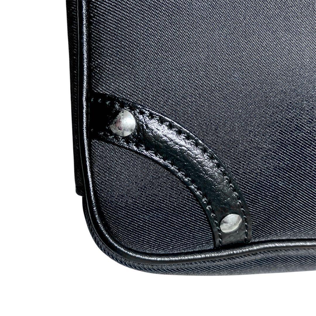 【美品】Burberryバーバリー ショルダーバッグ ノバチェック　キャンバス