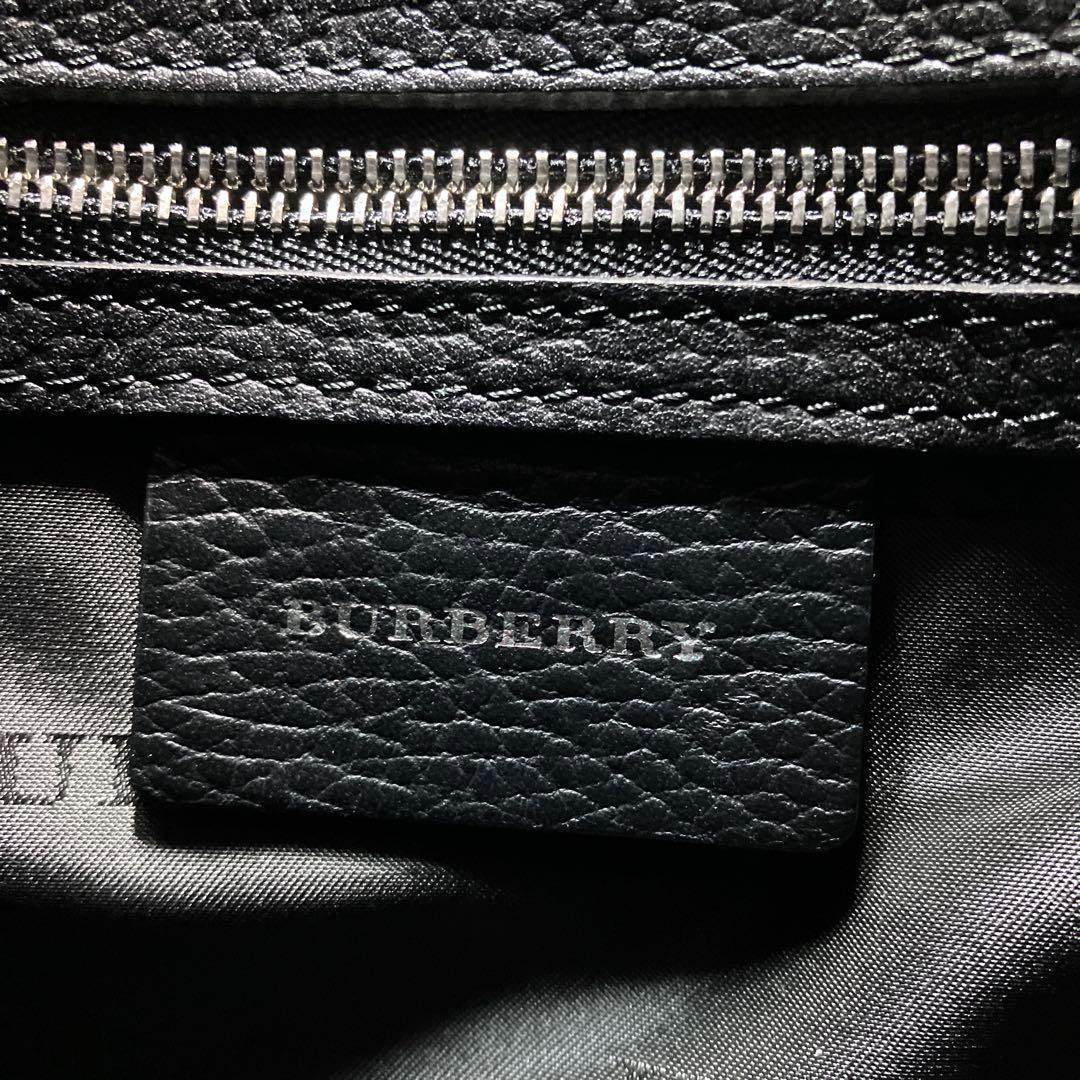 【美品】Burberryバーバリー ショルダーバッグ ノバチェック　キャンバス