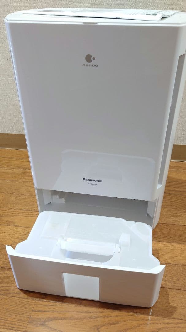 美品 【Panasonic F-YC80ZPX 】ナノイー搭載 衣類乾燥　除湿機