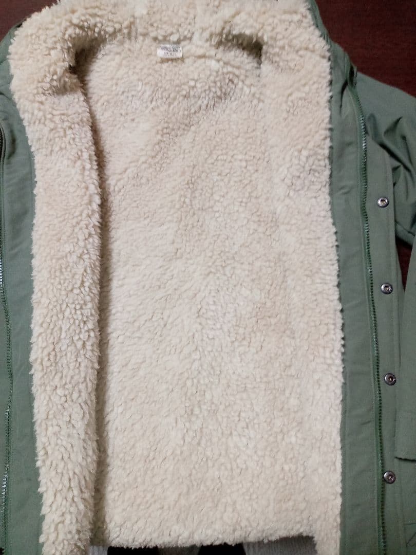 【Patagonia】インファーノジャケット カーキ