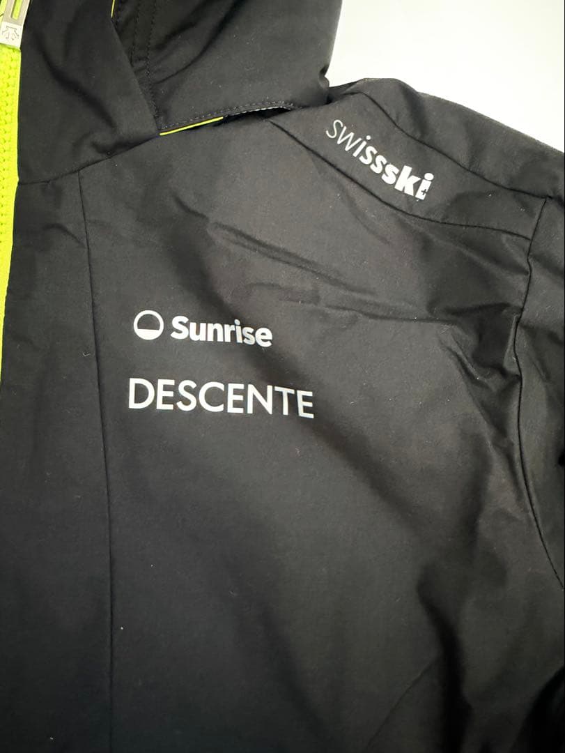 【美品】デサントジュニアスキーウエア160センチ