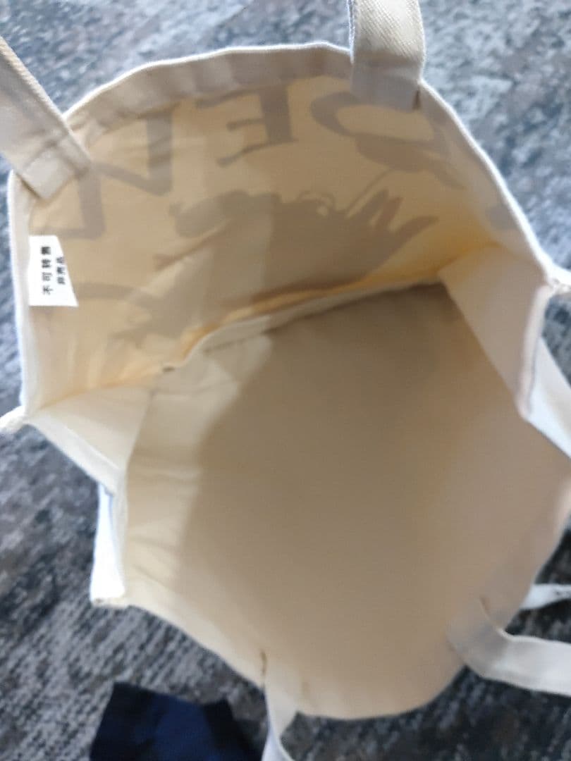 LOEWE イラストトートバッグ