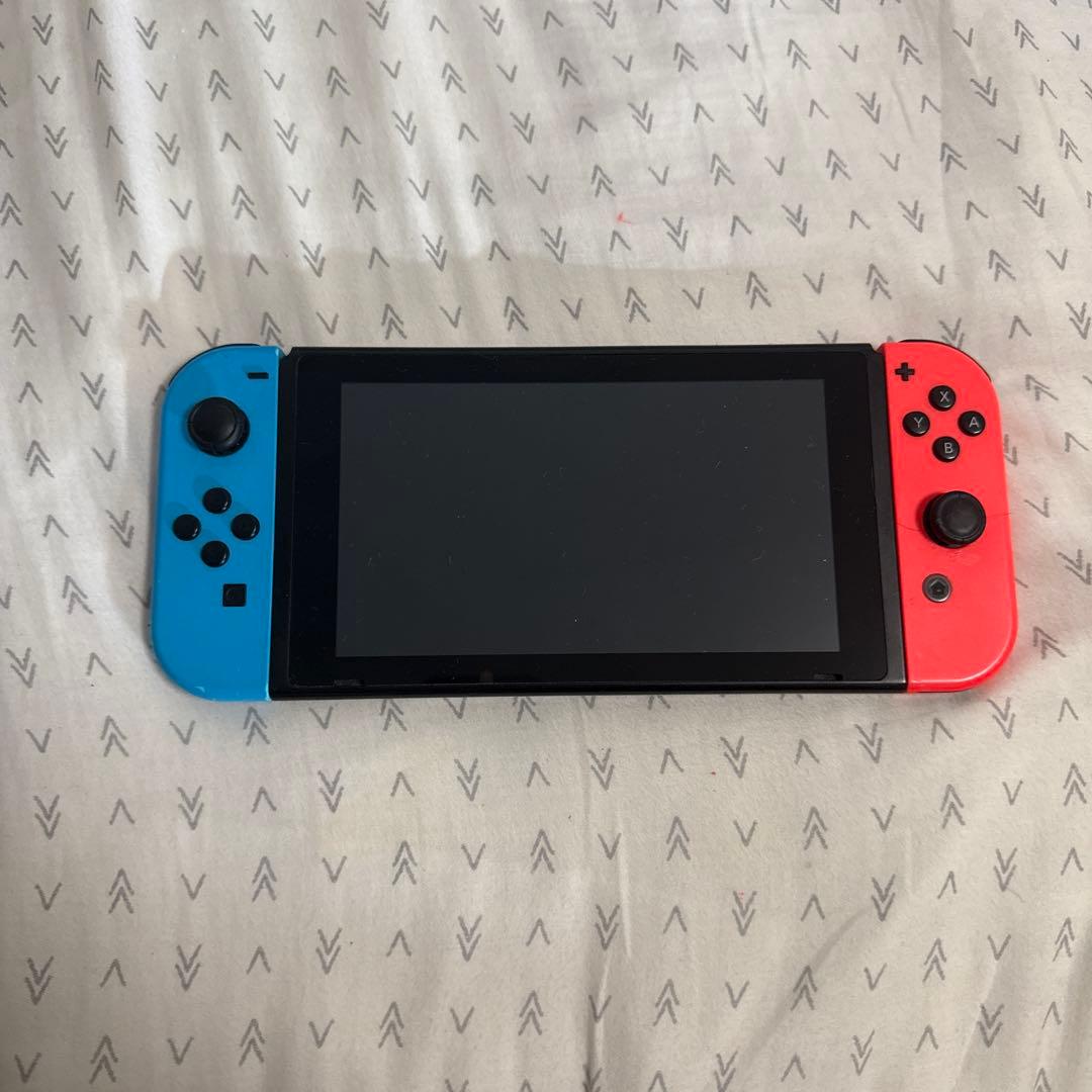 Nintendo Switch 本体 青/赤ジョイコン