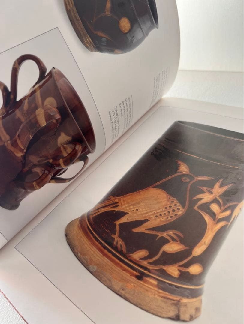 イギリススリップウェアコレクションの図録 スタッフォードシャー州陶器博物館