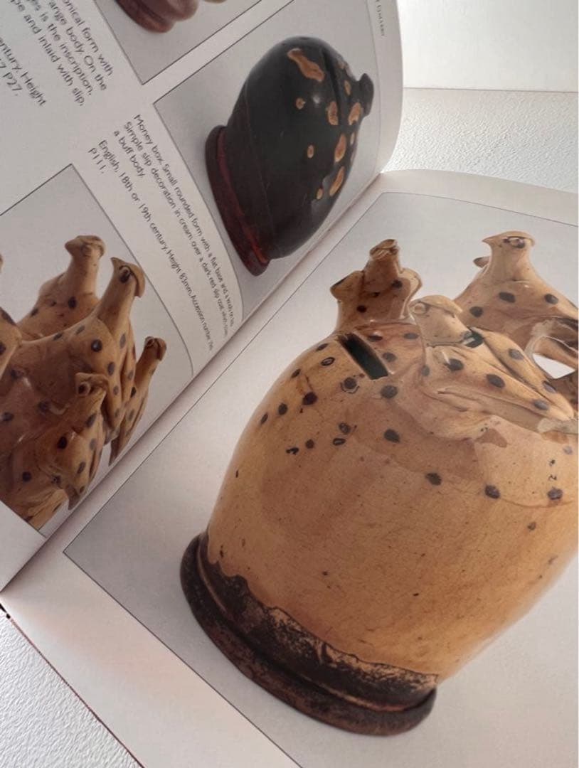 イギリススリップウェアコレクションの図録 スタッフォードシャー州陶器博物館