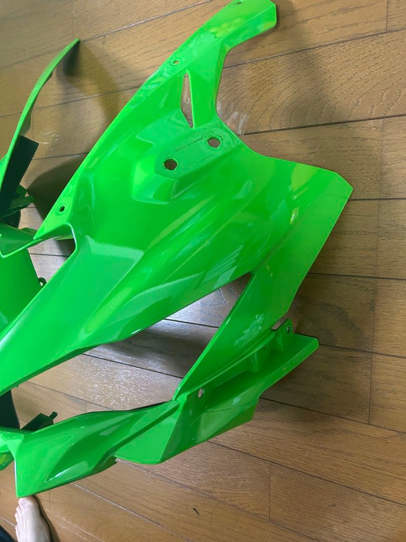 zx-25r用グリーンカウル アッパーカウル