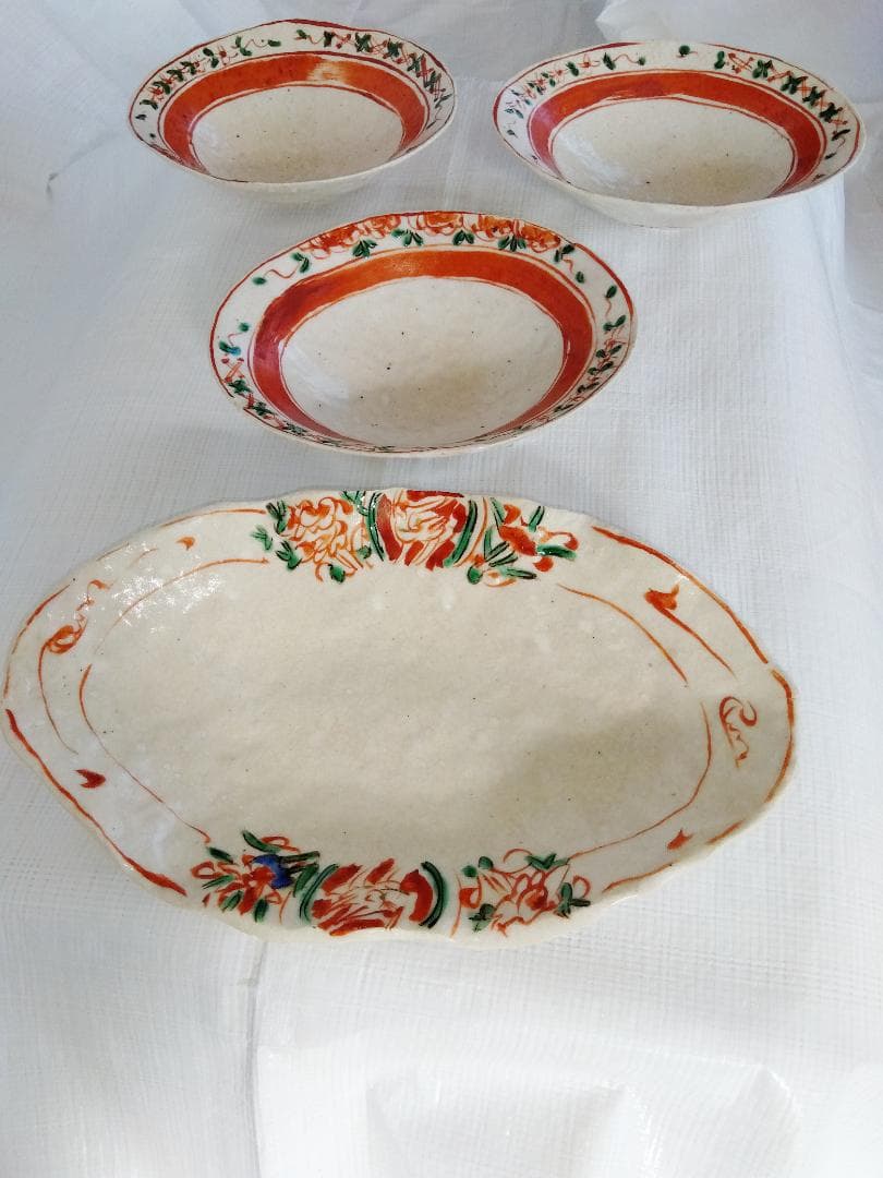 人気作者　黒岩卓実作　織部焼　赤絵長鉢1品と小鉢３品