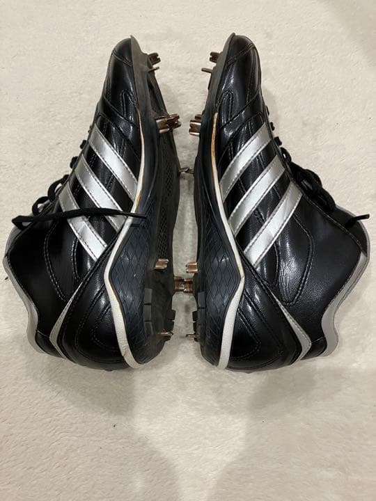 元阪神タイガース西岡選手実使用スパイク