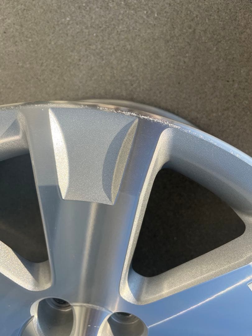 【純正戻しに】デリカD:5純正18インチホイール4本セット純正ナット付