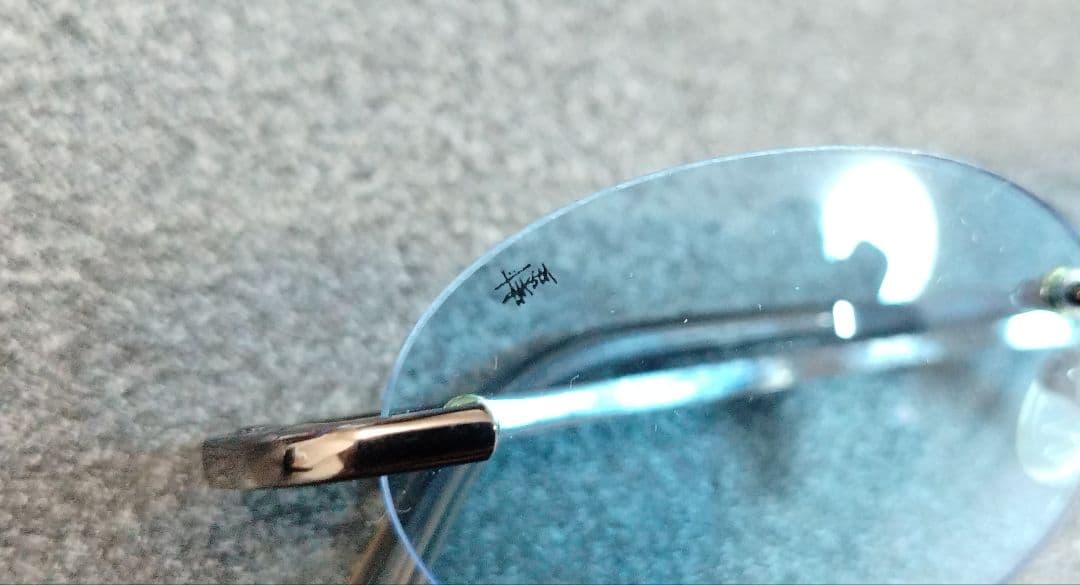 STUSSY サングラス ケース付き