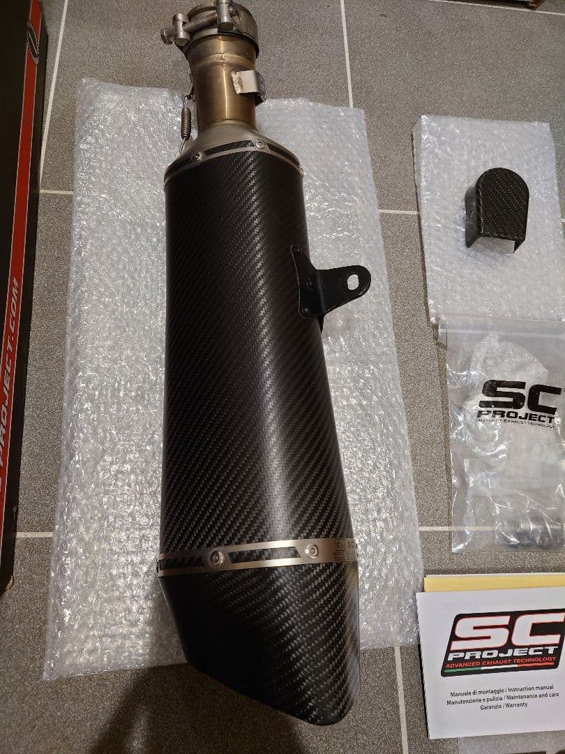 R1250RS SC-PROJECT- SC1-R スリップオン（箱入り）