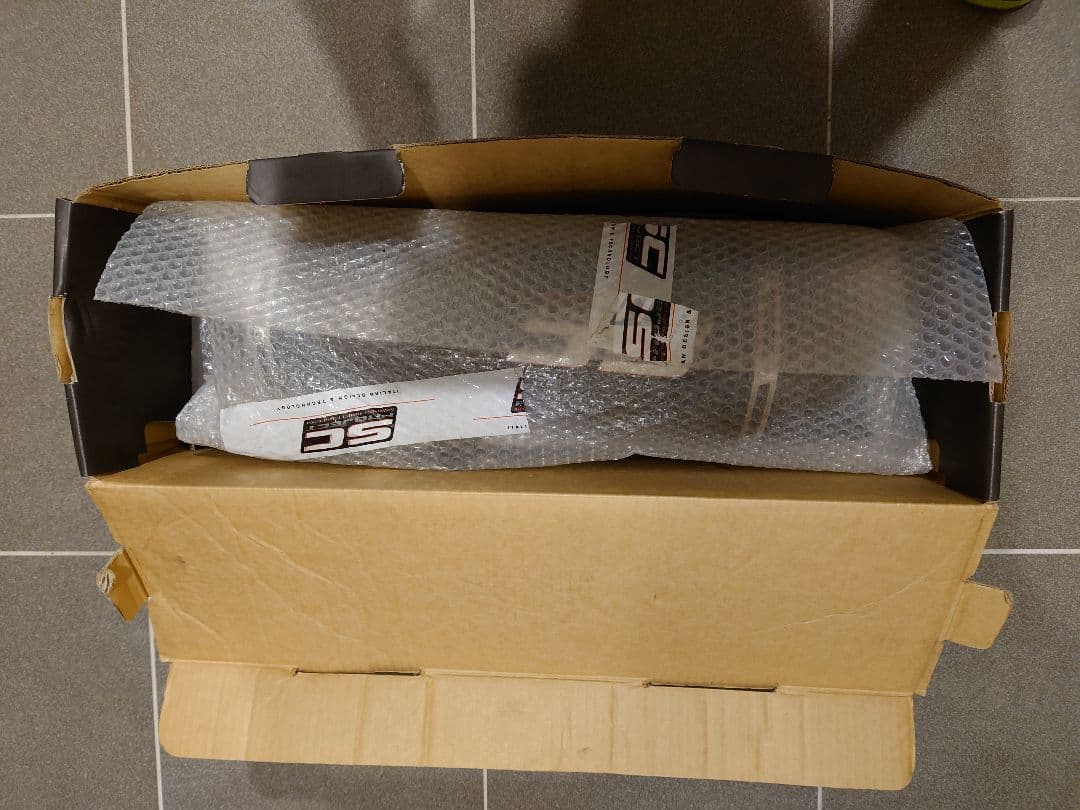 R1250RS SC-PROJECT- SC1-R スリップオン（箱入り）