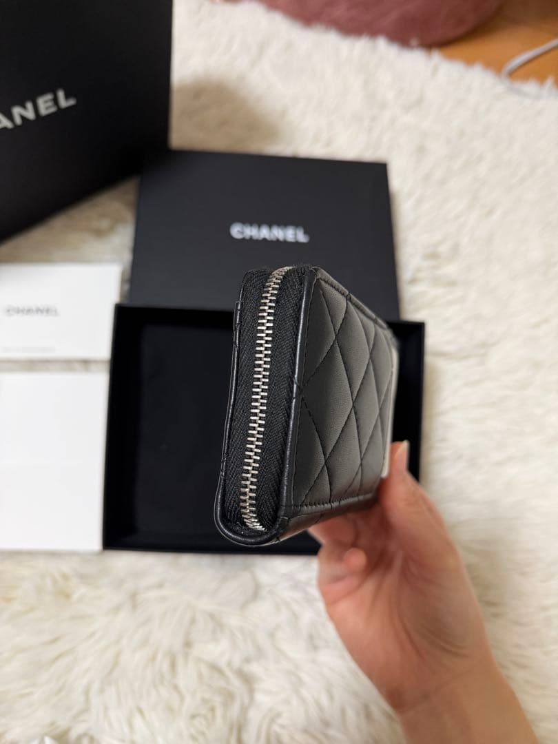 【k❥❥❥ 】CHANEL ブラック フラグメントケース　ケース